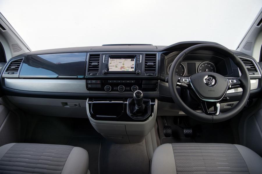 Торпедо Volkswagen California Ocean (T6) 2015 года  (UK) (фото 40 из 40)